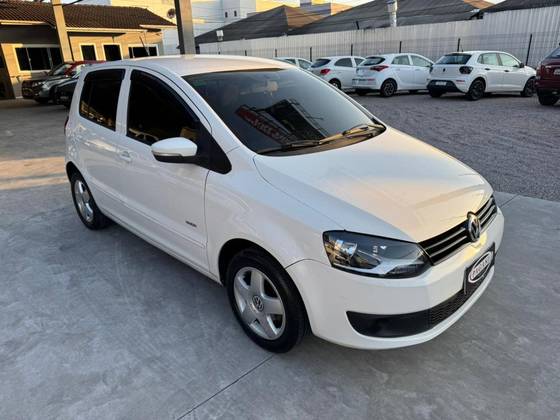 VOLKSWAGEN FOX 1.6 MI 8V FLEX 4P MANUAL
